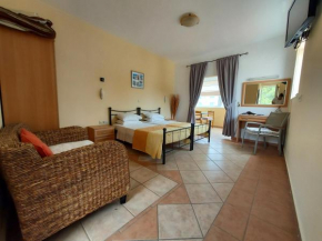 Courtyard Studios - Dodekanes Lindos